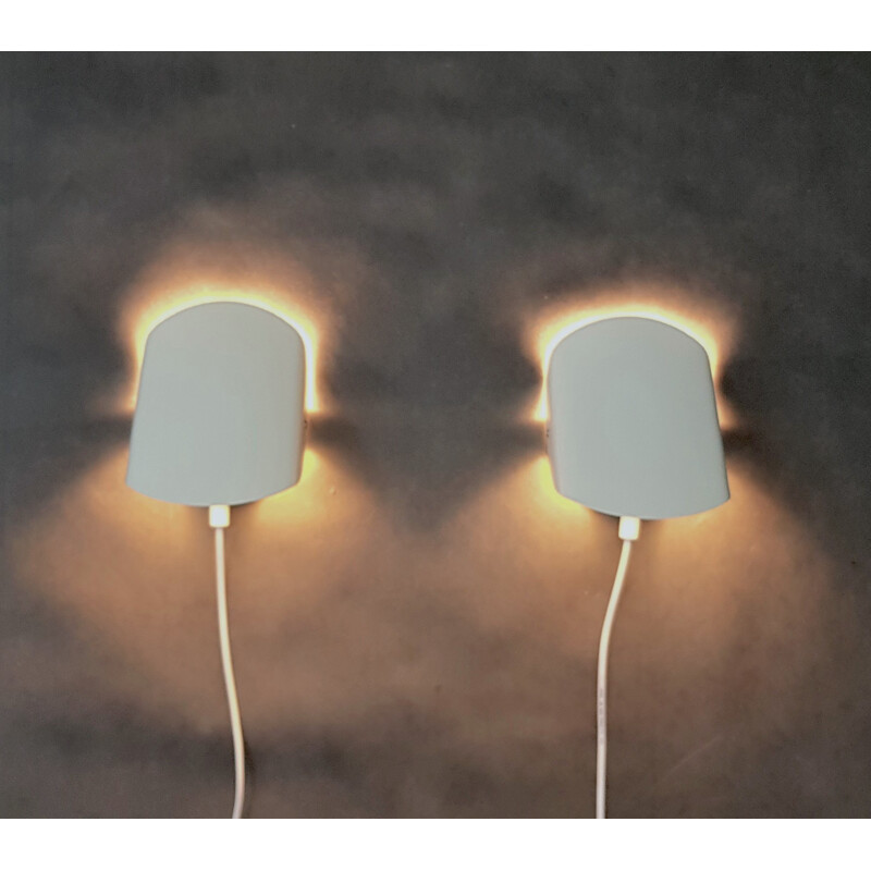 Pair of minimalist wall lamps in metal - 1970s