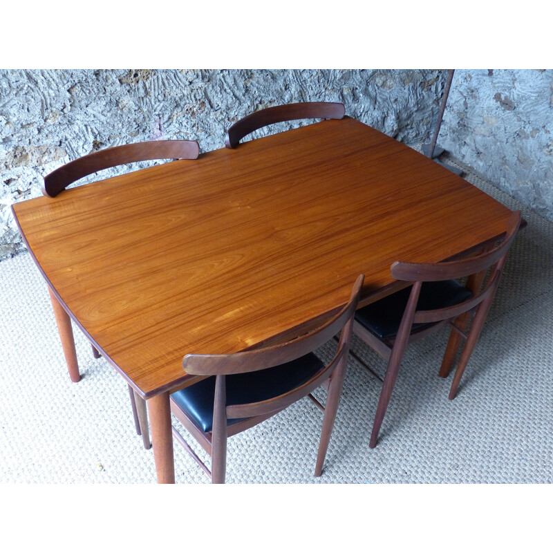 Vintage Scandinavian teak dining table - 1970s