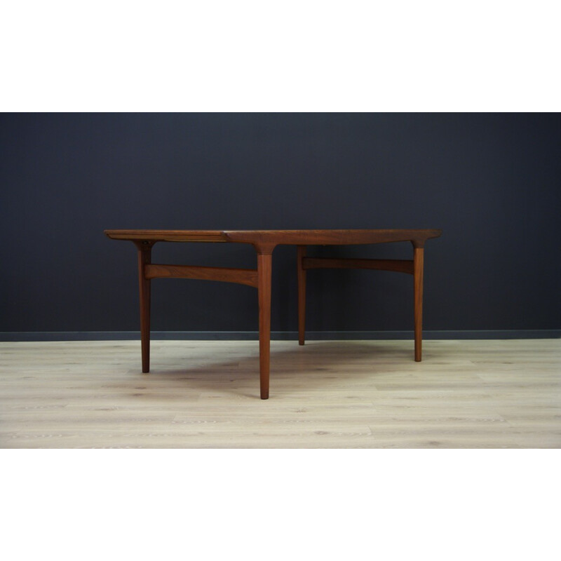 Vintage teak dining table by Johannes Andersen - 1960s