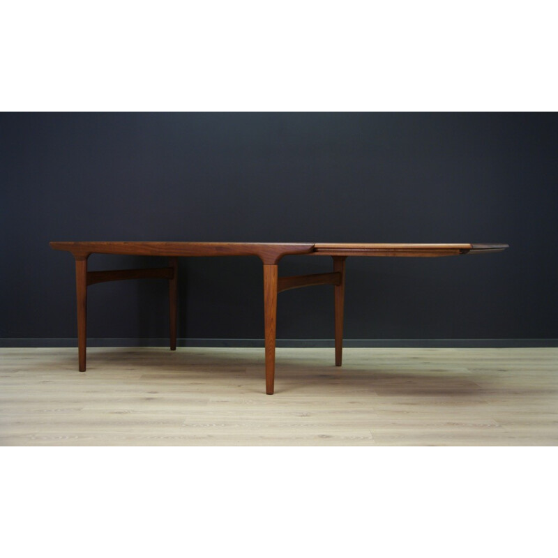 Vintage teak dining table by Johannes Andersen - 1960s