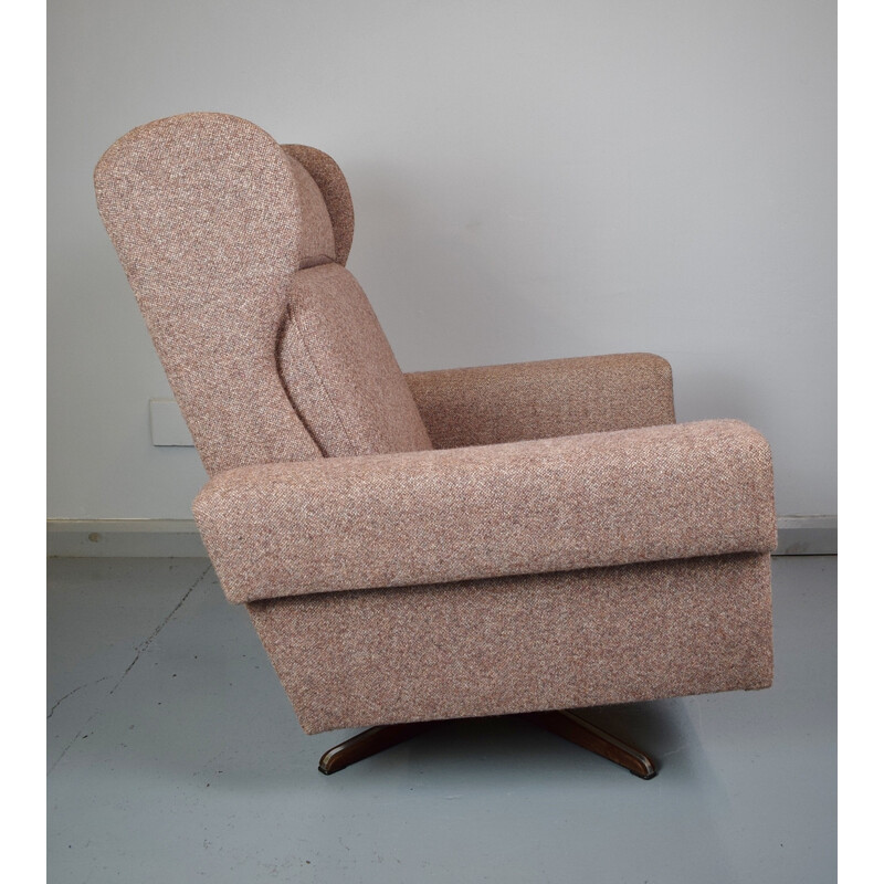 Vintage Danish Pink Wingback Swivel Armchair - 1960s