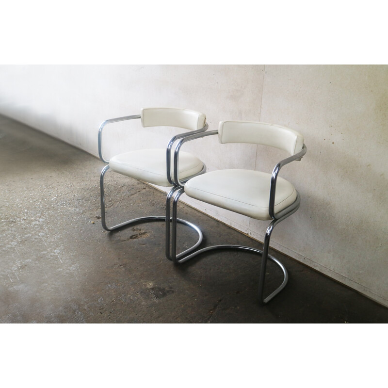 Paire de chaises vintage en vinyle blanc et chrome - 1970