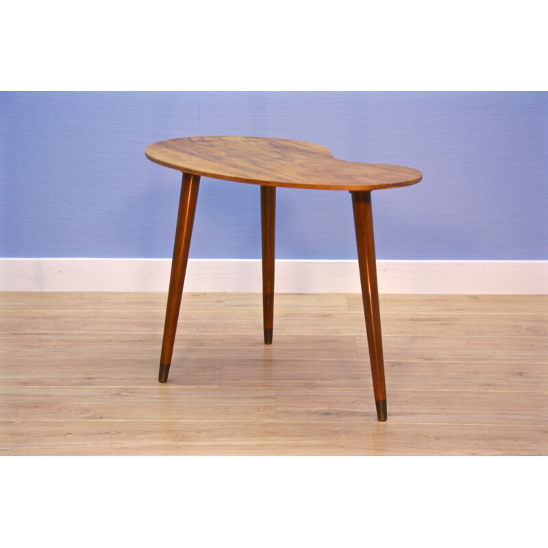 Vintage danish side table in walnut - 1960s