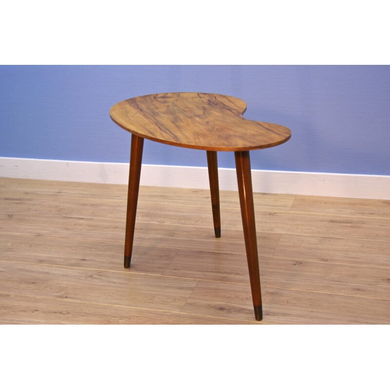 Vintage danish side table in walnut - 1960s