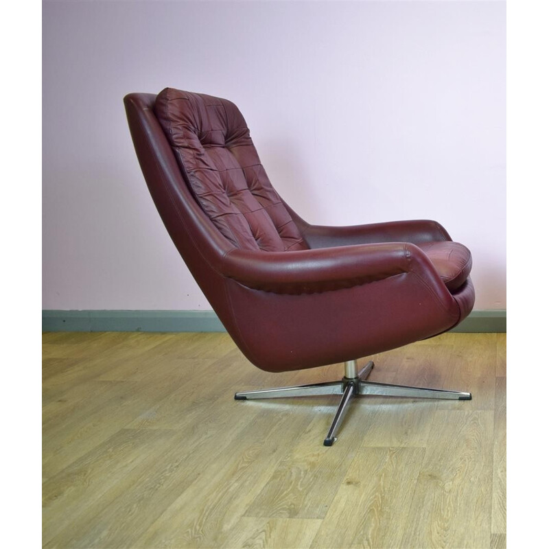 Vintage Danish burgundy leather swivel lounge armchair - 1970s
