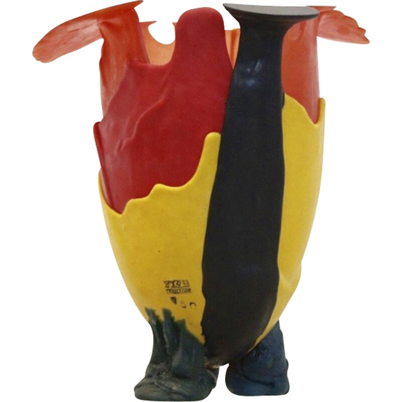 Vintage vase in resin by Gaetano Pesce - 1990s
