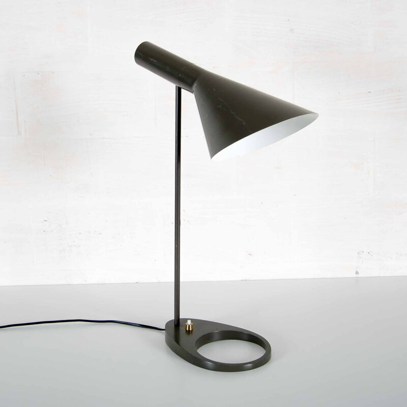 Lampe de bureau "AJ" vintage par Arne Jacobsen - 1960