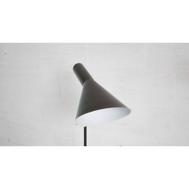 Vintage "AJ" desk lamp by Arne Jacobsen - 1960s