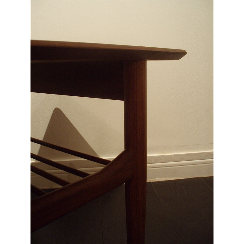 Coffee table stylish scandinavian G Plan in mahogany - 1960s