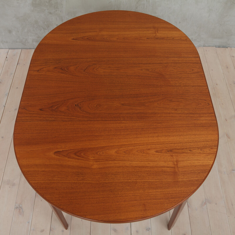 Round Vintage Danish table with teak extension - 1960s
