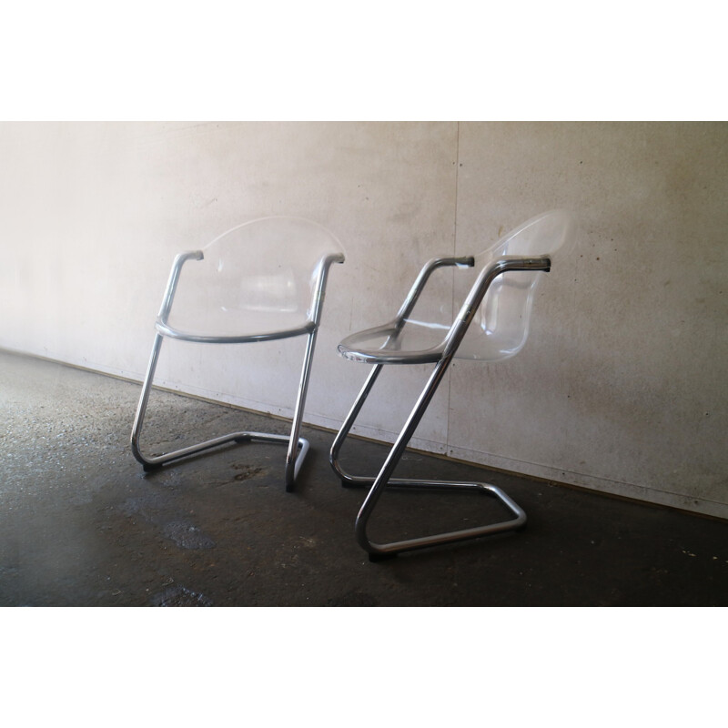 Paire de chaises vintages en plexiglas italien - 1970