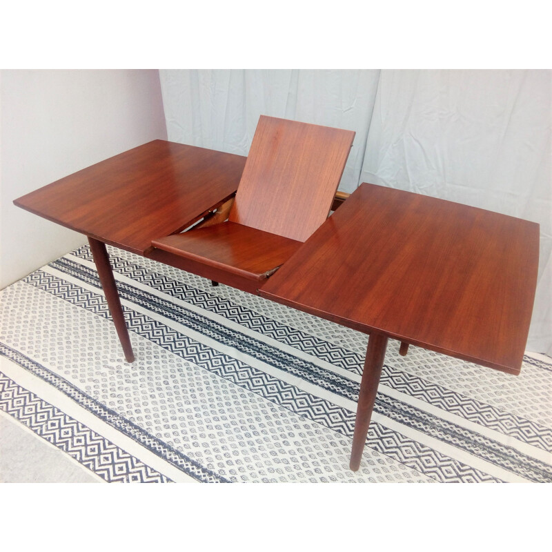 Vintage Scandinavian dining table in teak - 1960s