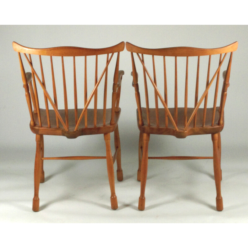 Suite de 2 chaises Windsor vintage de Ole Wanscher par Fritz Hansen - 1940