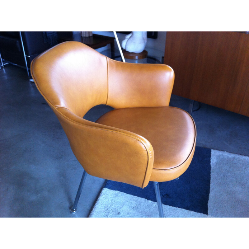 Conference armchair in fauve leatherette and chrome, Eero SAARINEN - 1980s