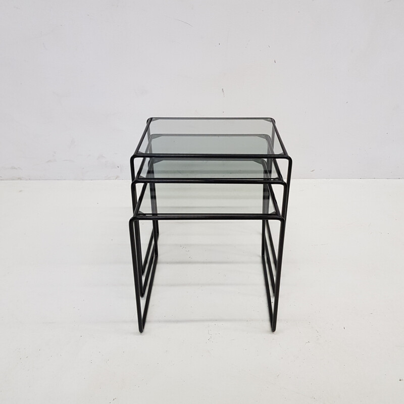 Set of 3 vintage nesting tables in black metal and glass - 1970s
