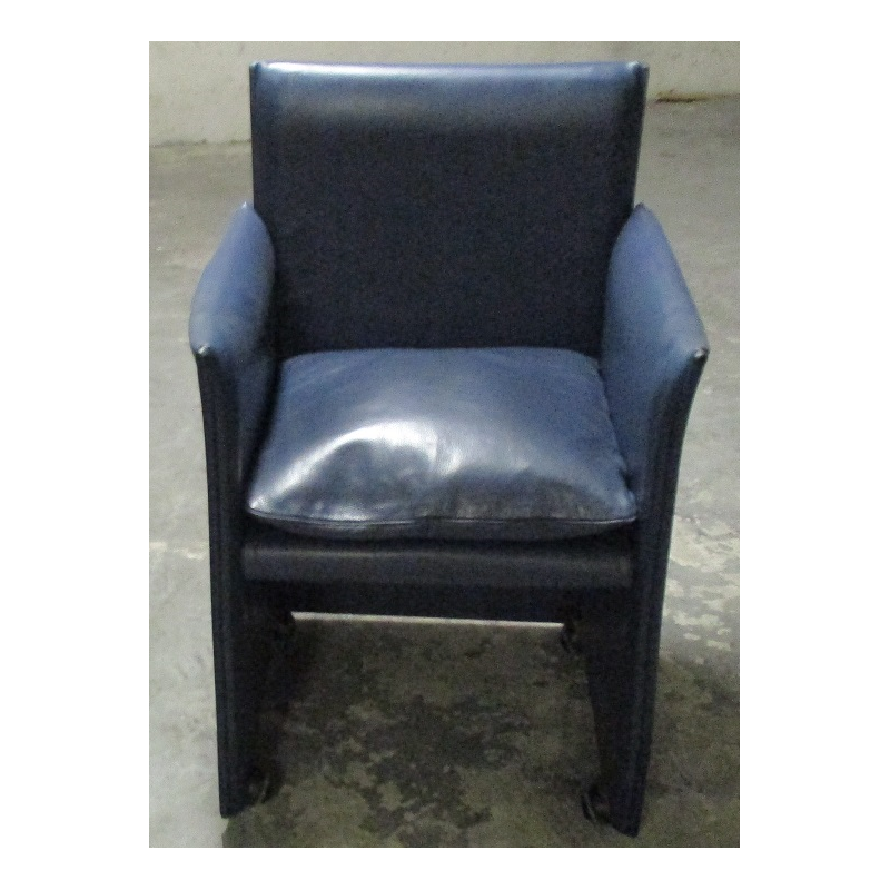 Vintage "401 armchair" in Bellini blue leather for Cassina - 1980s