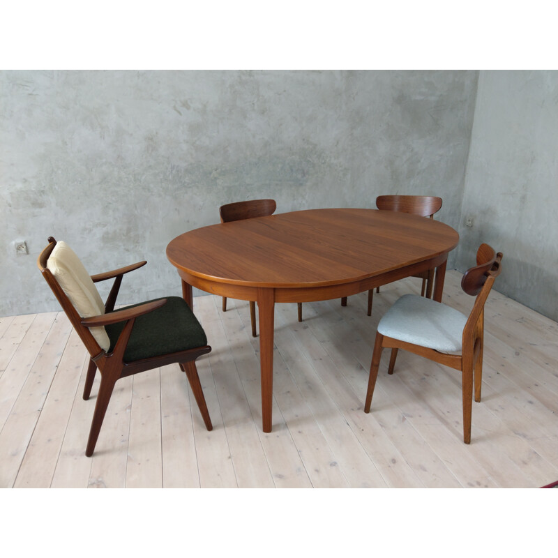 Teak Vintage extension table by Rosengaarden - 1960s