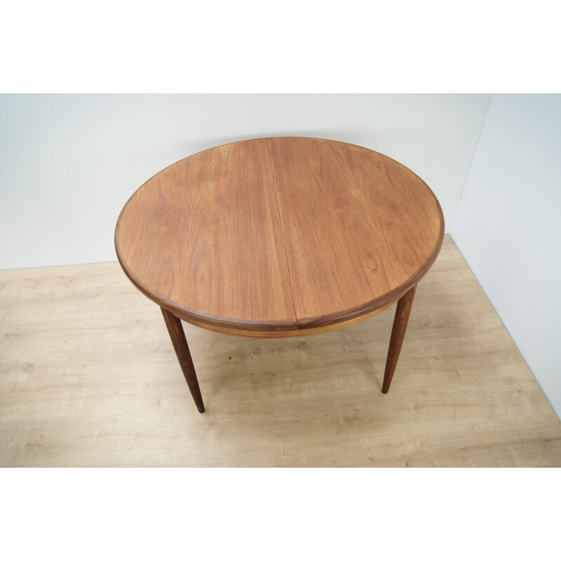 Table à repas extensible vintage ovale en teck par G-Plan pour Fresco - 1960