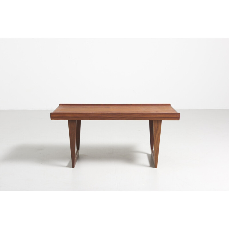 Vintage red coffee table by Peter Løvig Nielsen - 1960s