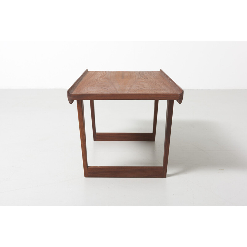 Vintage red coffee table by Peter Løvig Nielsen - 1960s