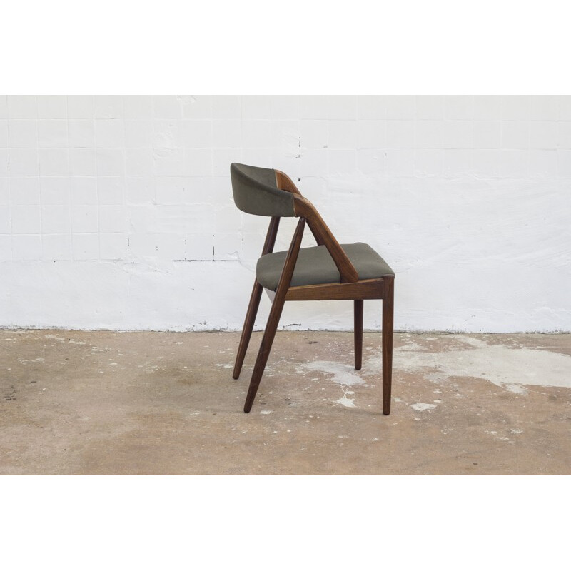 Set of 4 scandinavian chairs in rosewood and grey fabric, Kai KRISTIANSEN - 1960s