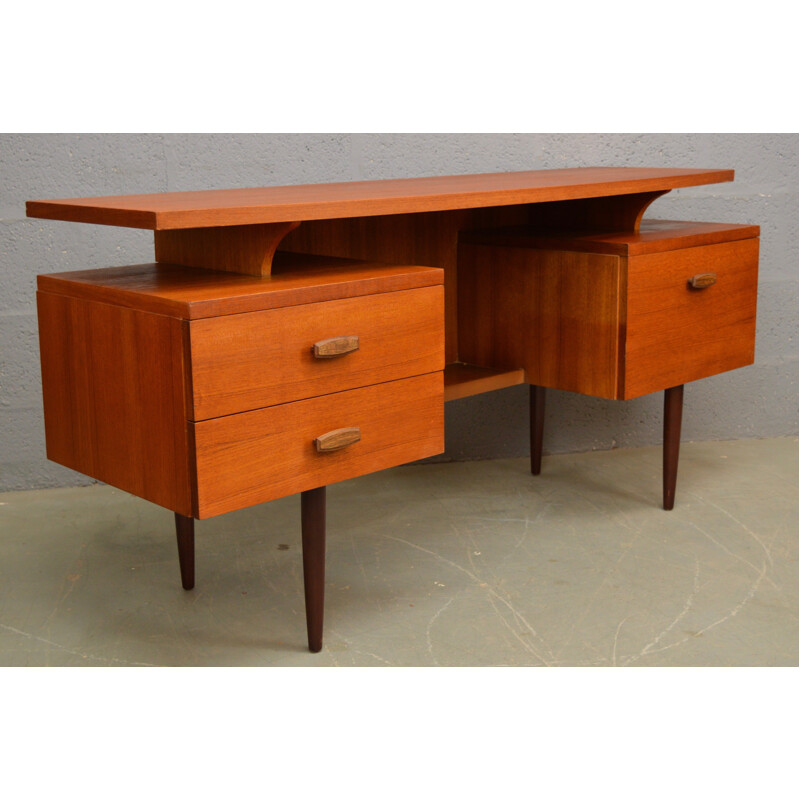 Vintage Desk "Quadrille" by G Plan - 1960s