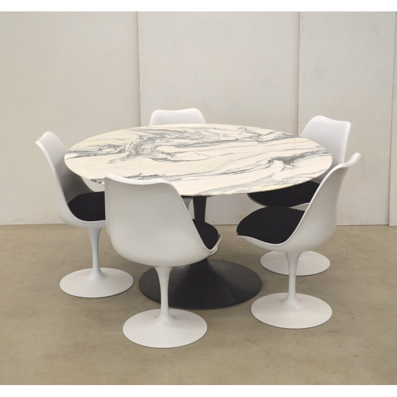Suite de salle à repas "Tulipe" vintage par Eero Saarinen pour Knoll International - 1970