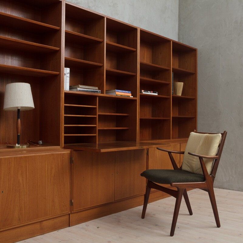 Vintage Large library by Hundevad - 1960s
