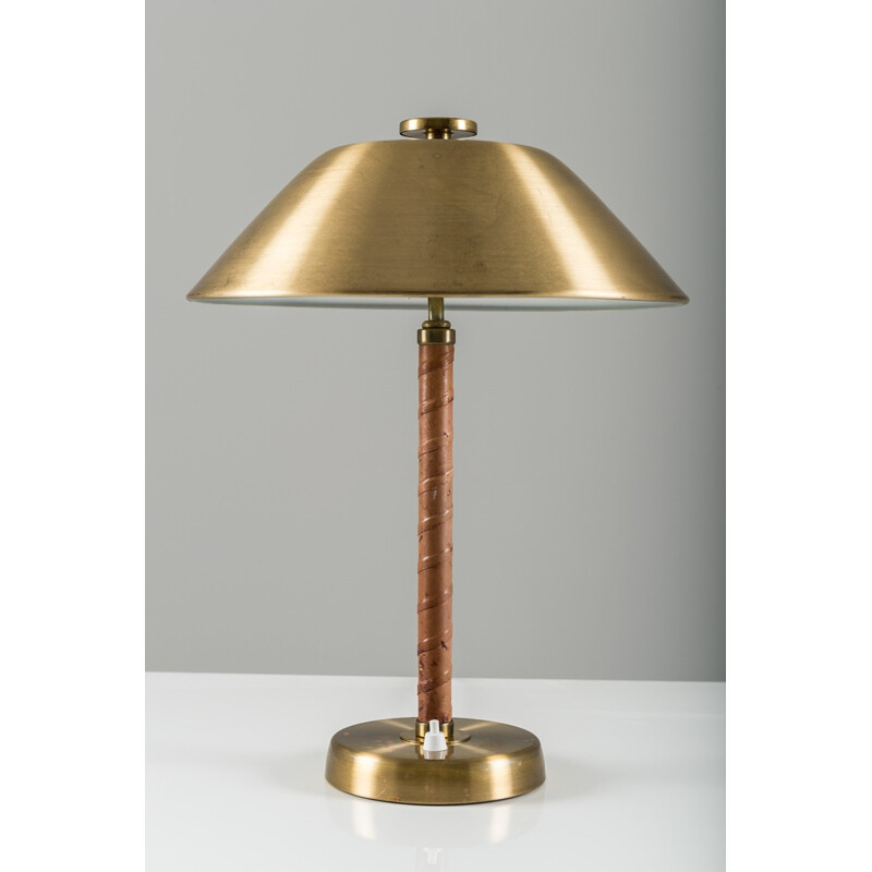 Vintage Swedish table lamp in brass and leather by Einar Bäckström - 1940s