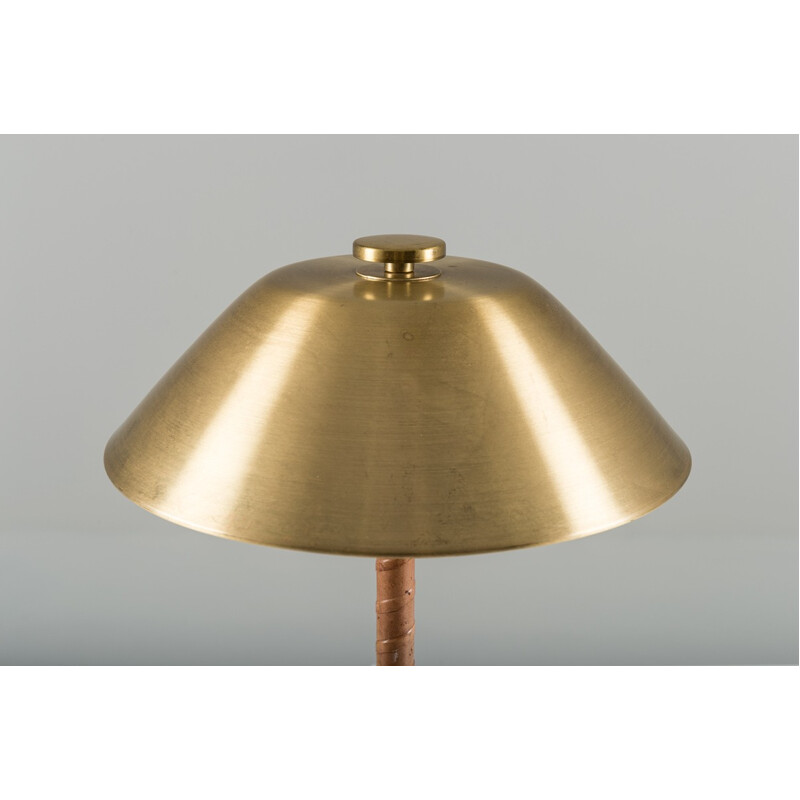 Lampe de table vintage suédoise en laiton et cuir par Einar Bäckström - 1940