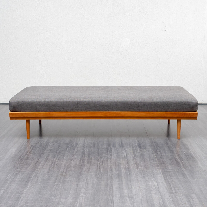 Lit de repos vintage en merisier par Knoll pour Antimott - 1960