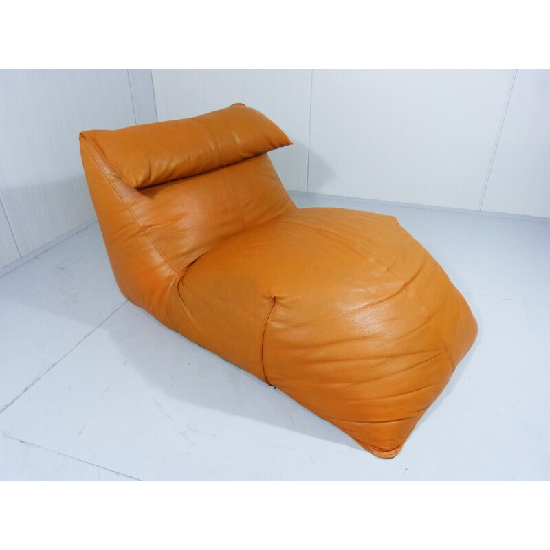 Lounge chair in cognac leather, Mario BELLINI - 1970s