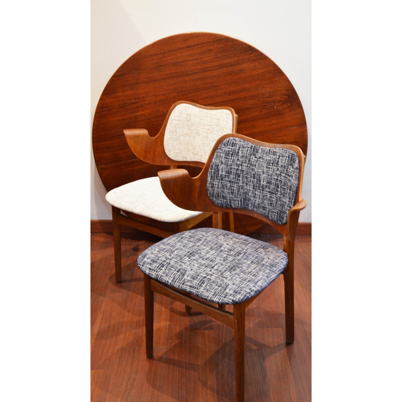 Suite de 3 chaises danoises vintage par Hans Olsen - 1960