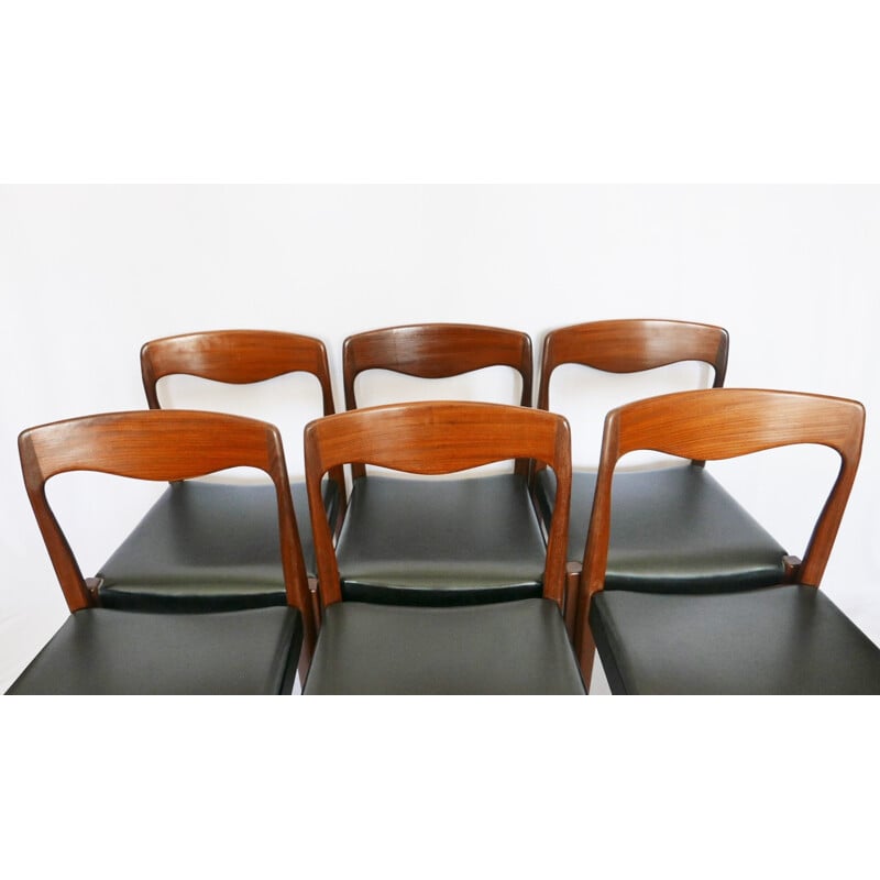 Set of 6 vintage black chairs in teak - 1960s