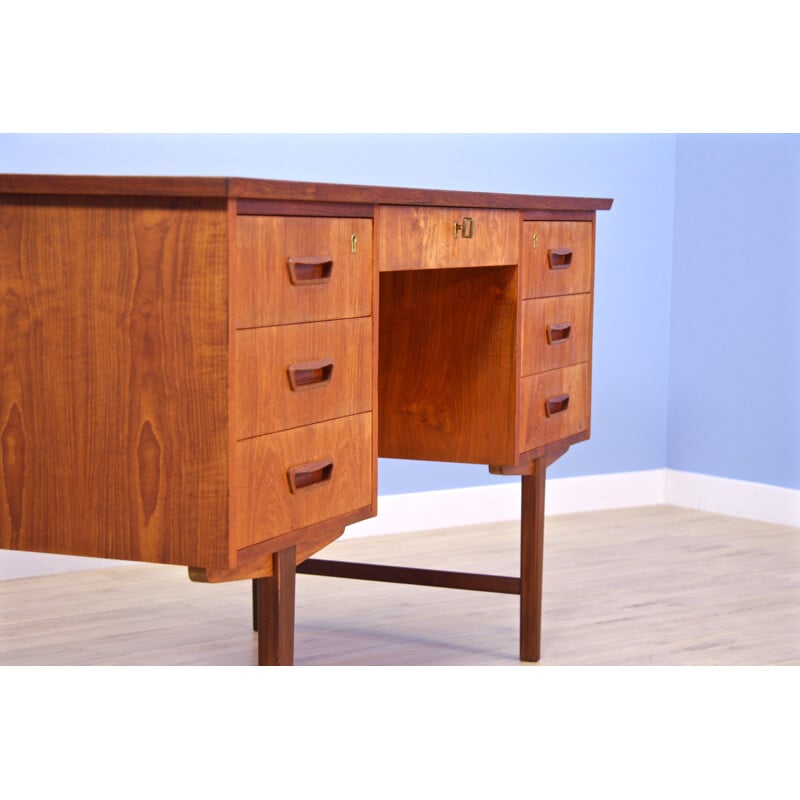 Vintage danish writing desk in teak - 1960s