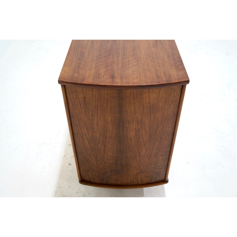 Vintage sideboard in walnut by William Watting - 1960s