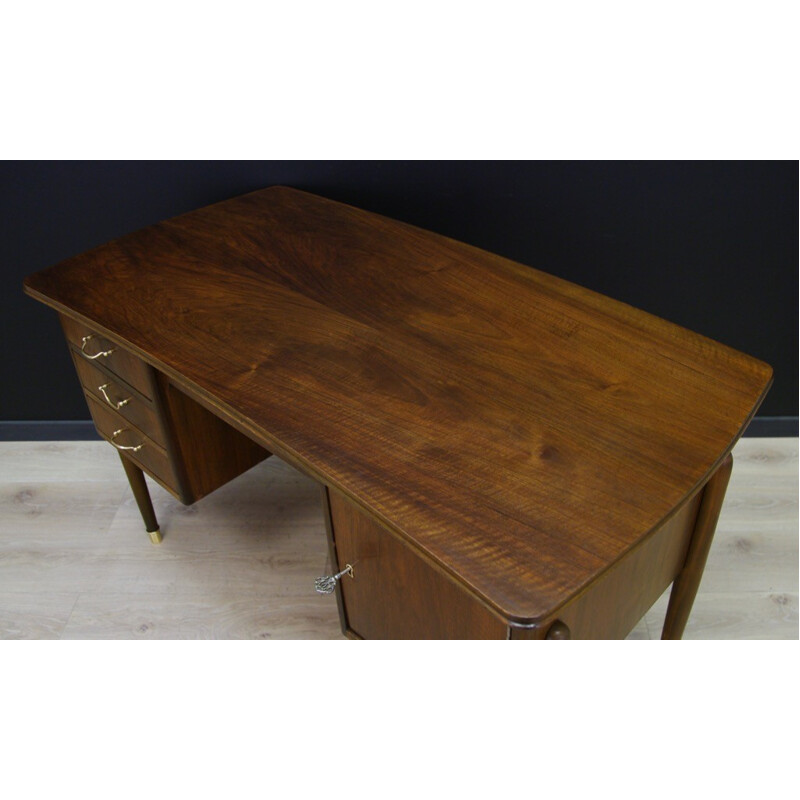 Vintage Danish writing desk in walnut - 1960s