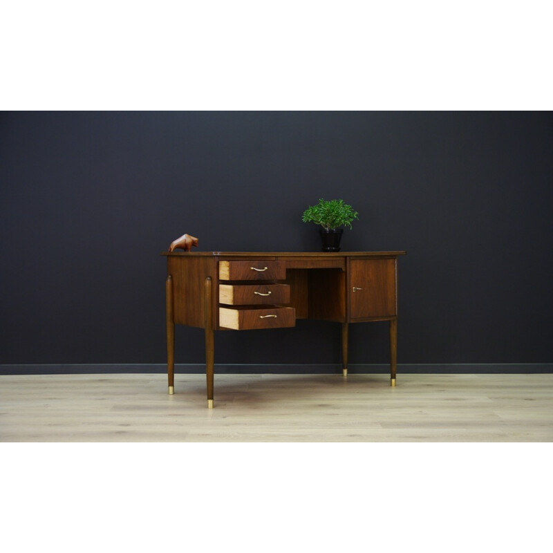 Vintage Danish writing desk in walnut - 1960s