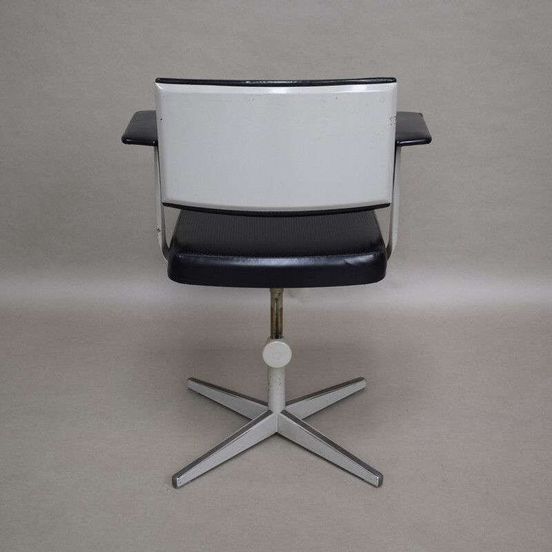 Vintage "Resort" desk chair by Friso Kramer for Ahrend De Cirkel - 1960s