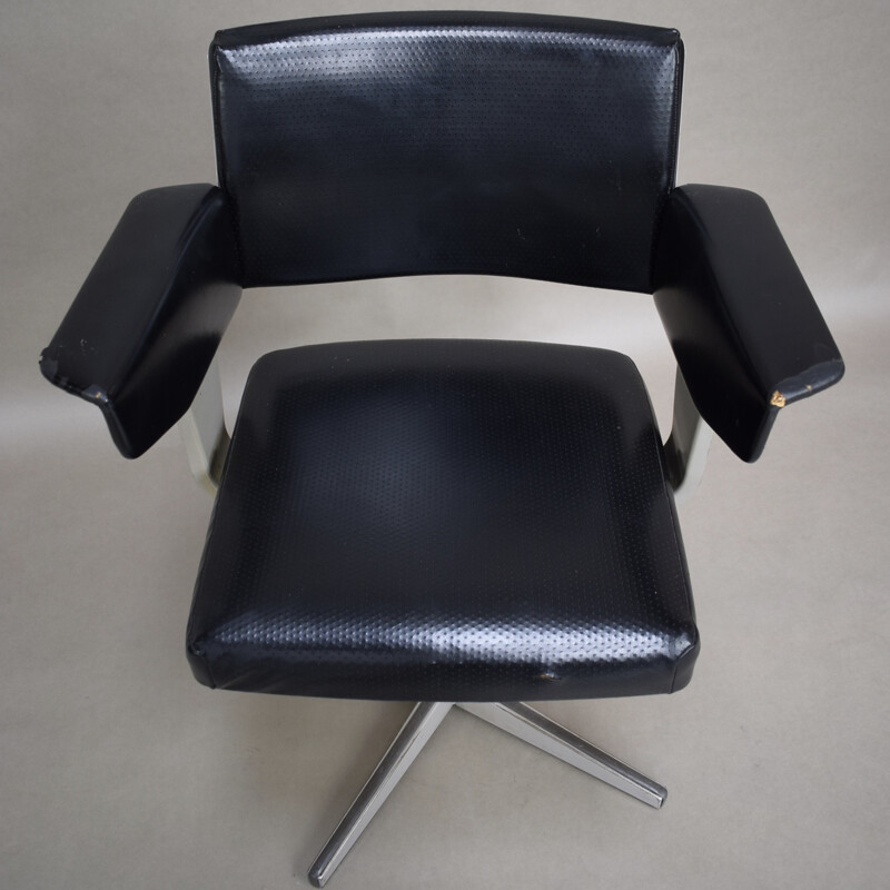 Vintage "Resort" desk chair by Friso Kramer for Ahrend De Cirkel - 1960s