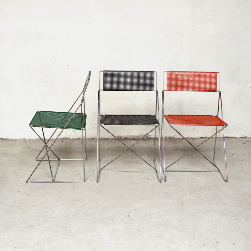 Suite de 3 chaises vintage par Niels Jørgen Haugesen - 1970
