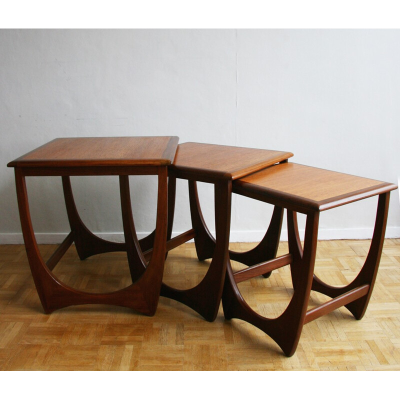 Set of 3 Nesting Tables G-Plan in teak - 1960s