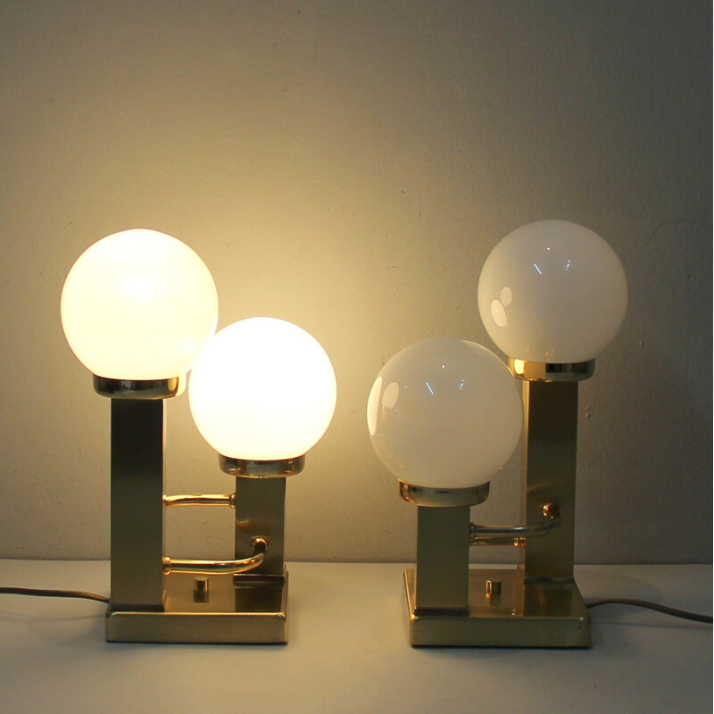 Suite of 2 Vintage table lamps in brass and opaline glass - 1970s