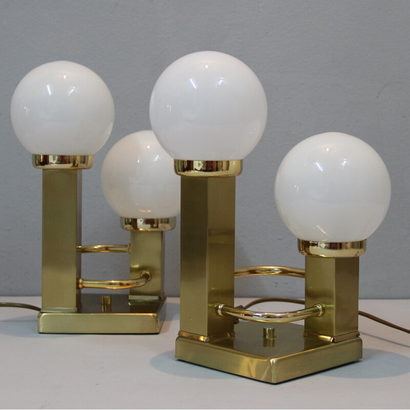 Suite of 2 Vintage table lamps in brass and opaline glass - 1970s