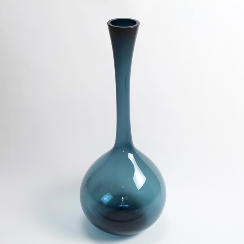 Large vintage vase in blue glass by Arthur Percy for Gullaskruf - 1960s