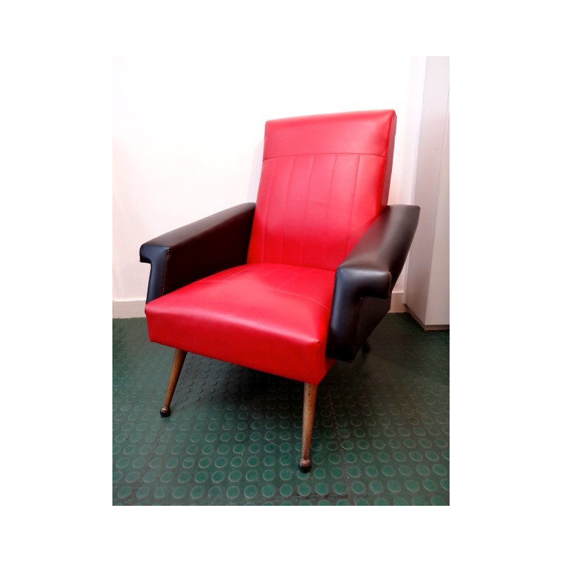 Red and black mid-century armchair in leatherette - 1960s