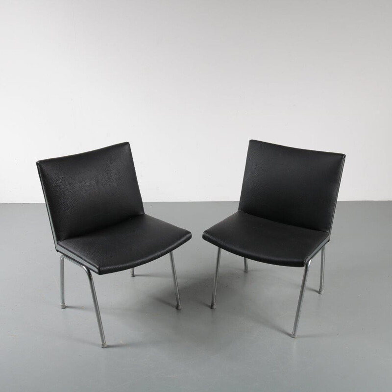 Vintage AP-40 armchair by Hans Wegner - 1950s