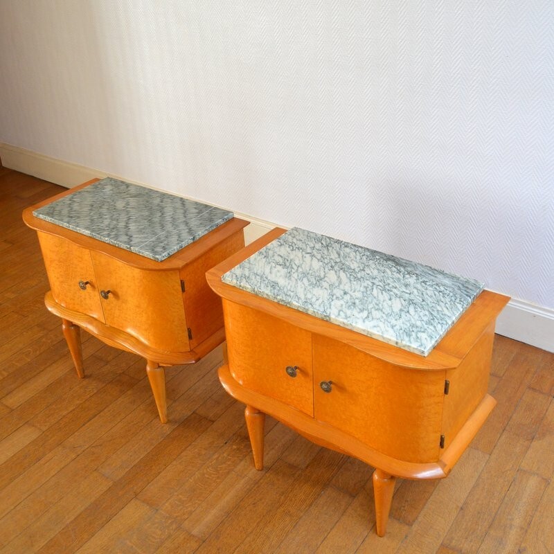 Paire de tables de chevets vintage en bois d'érable et vernis laqué - 1950
