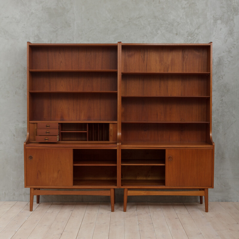 Set of 2 vintage bookcases by Johannes Sorth for Nexo - 1960s
