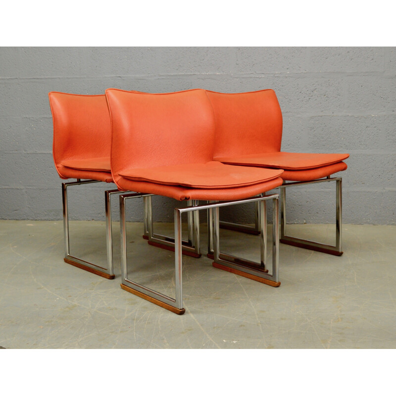 Suite de 4 chaises à repas oranges vintage par Hillary Birkbeck pour Pieff - 1970